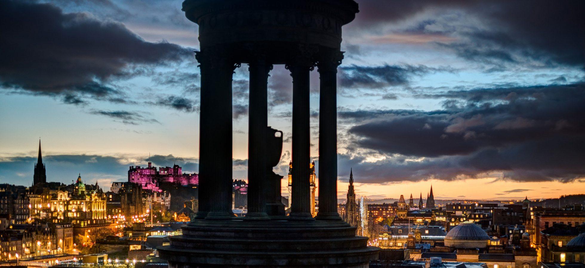 Travelodge Edinburgh Central Waterloo Place Dış mekan fotoğraf